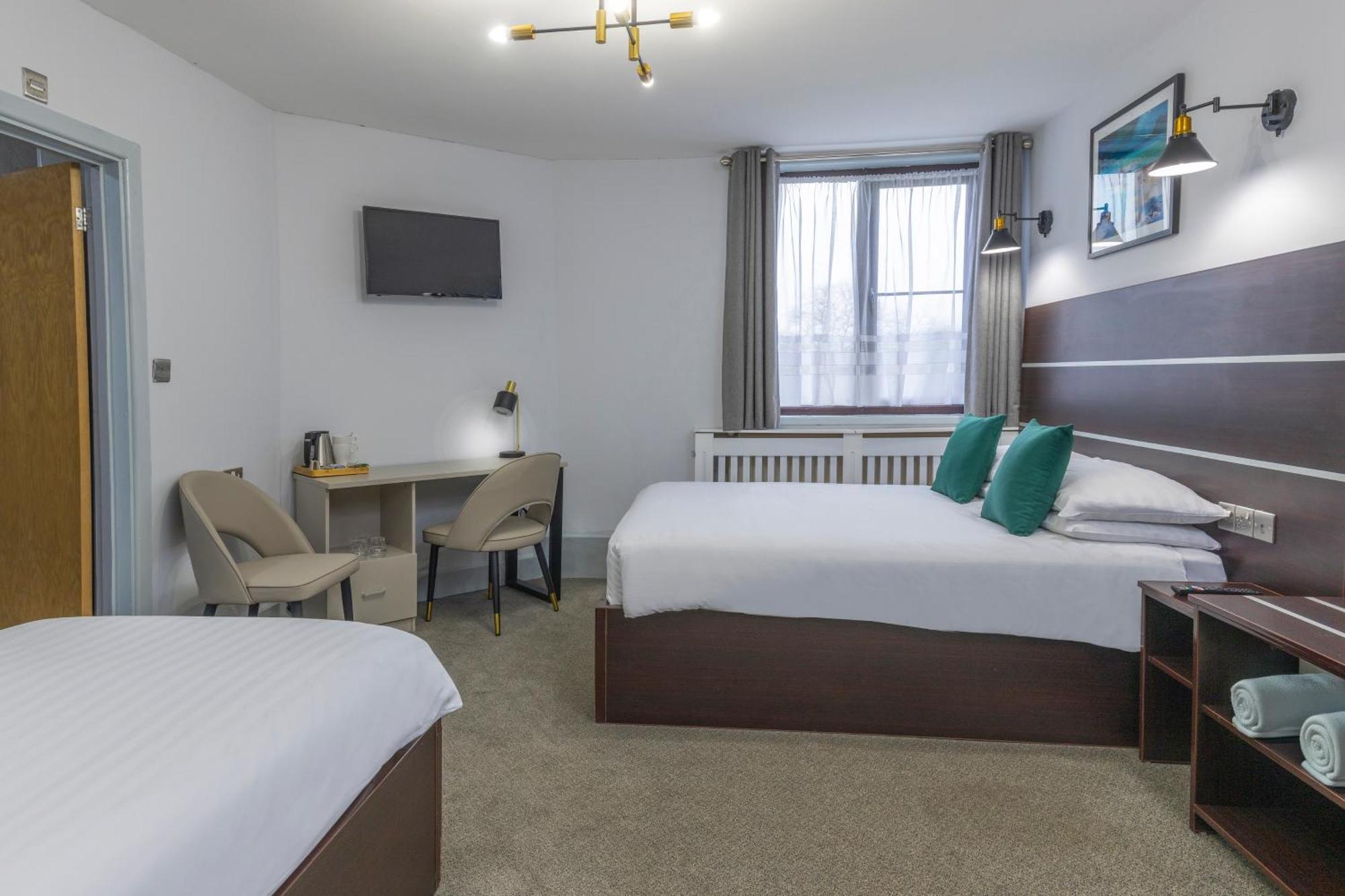 Best Western 에부베일 외부 사진