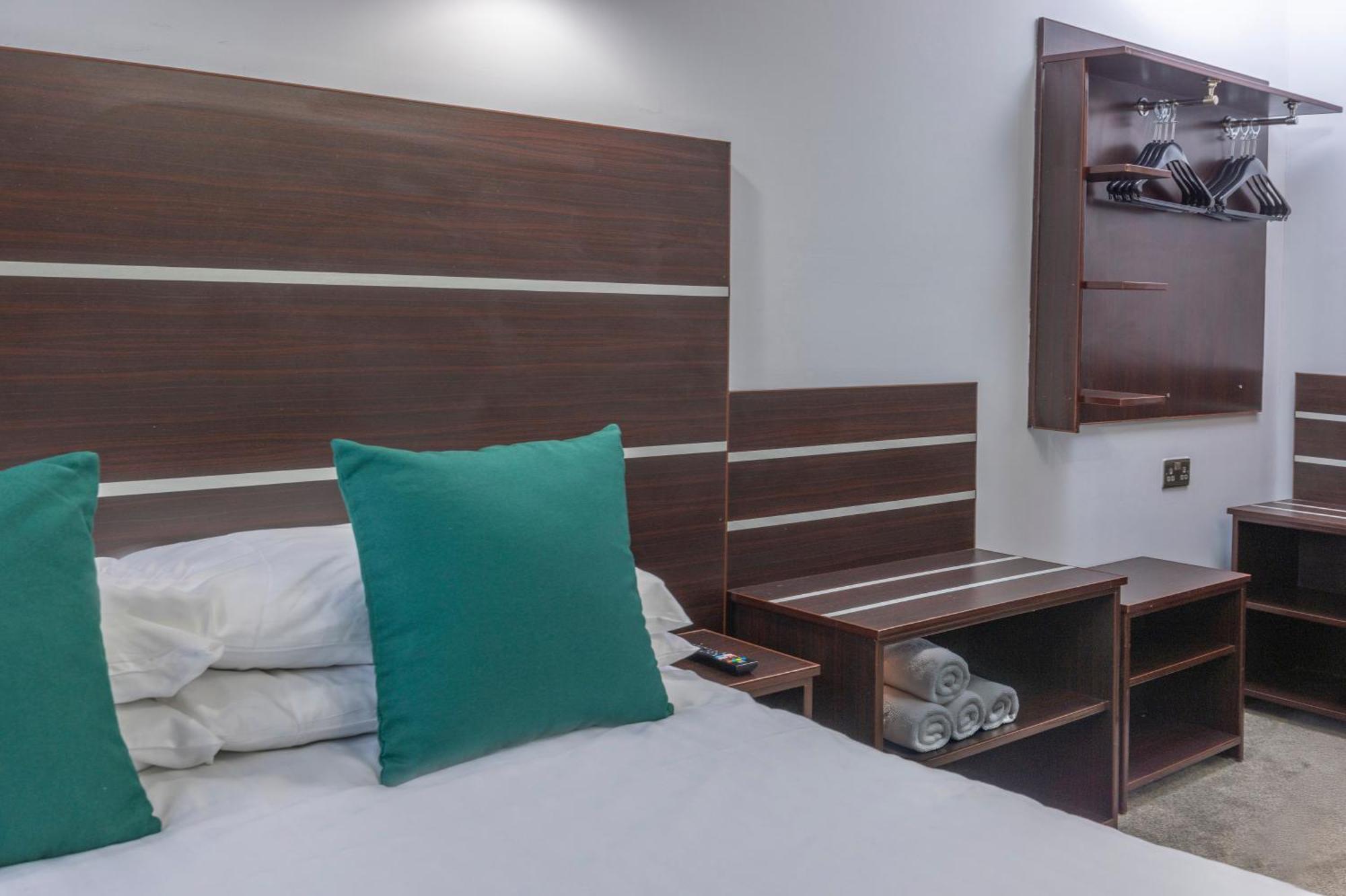 Best Western 에부베일 외부 사진